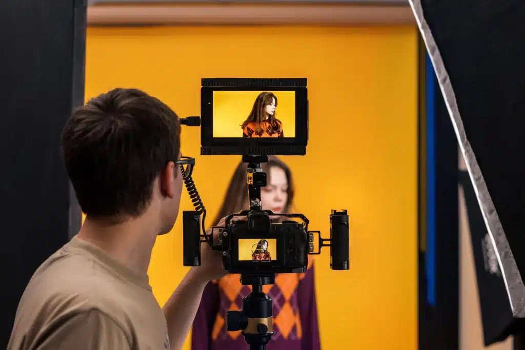 Agence vidéo low-cost ou premium : découvrez ce que cache vraiment la différence de prix et comment choisir le bon partenaire pour votre stratégie vidéo.